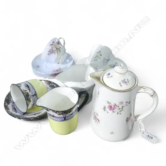 3 SHELLEY CHINA CSPS 2 CREAM JUGS & COFFEE POT MIXED PATS