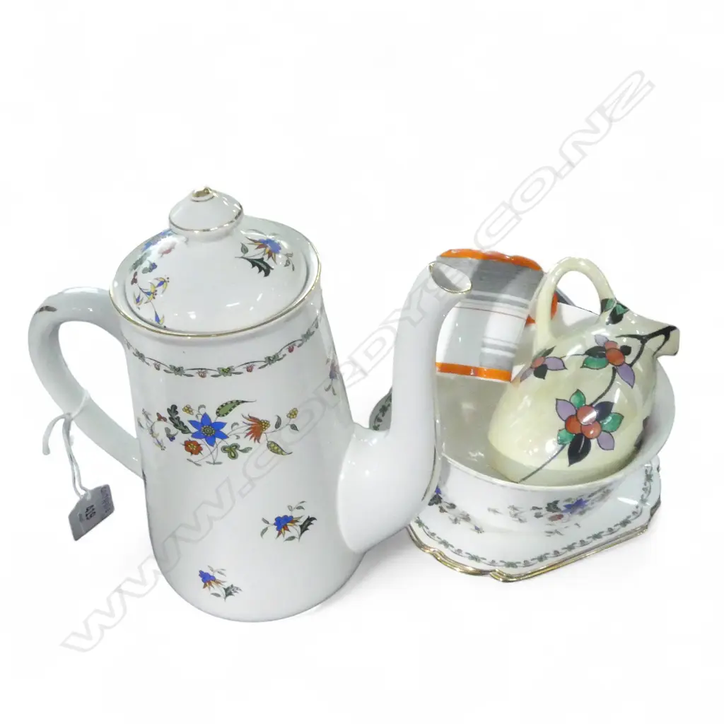 SHELLEY CHINA SALAD BOWL & MATCHING PLATE COFFEE POT SUGAR BOWL & 2 SIDE PLATES& 4 JUGS MIXED PATS Image 1++