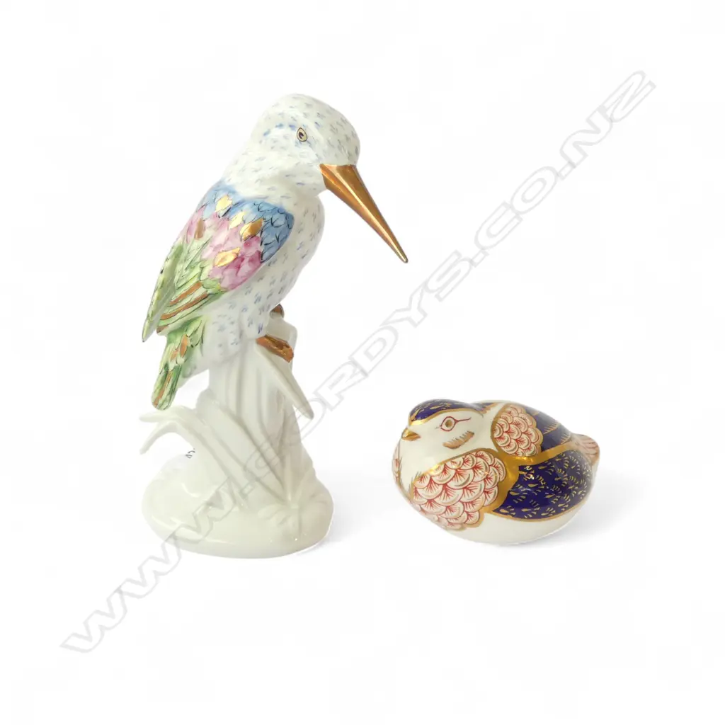 2 PORCELAIN BIRDS; KINGFISHER BY VISTA ALEGRE PORTUGAL H.170mm, ROYAL CROWN DERBY PAPERWEIGHT Image 1++