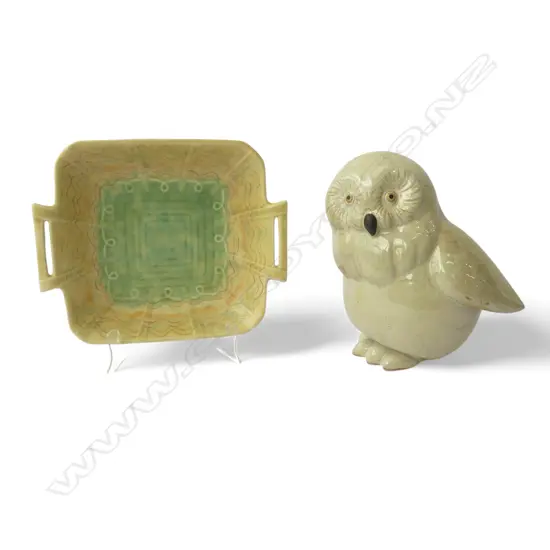 VINTAGE GLAZED CERAMIC OWL FIGURINE & ONE SMALL BESWICK PLATTER, H.230mm