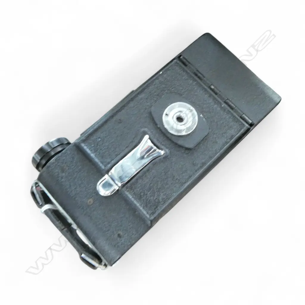 VINTAGE PENGUIN KERSHAW EIGHT-20 FOLDING CAMERA Image 1++