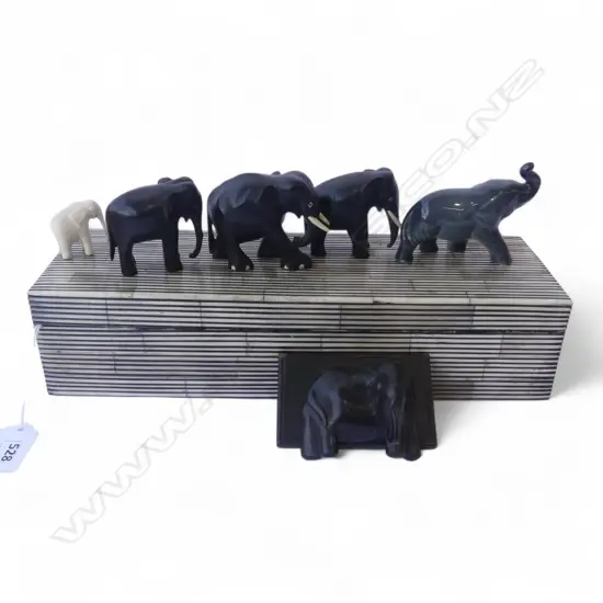 VINTAGE TRINKET BOX L310 & HERD OF6 ELEPHANTS