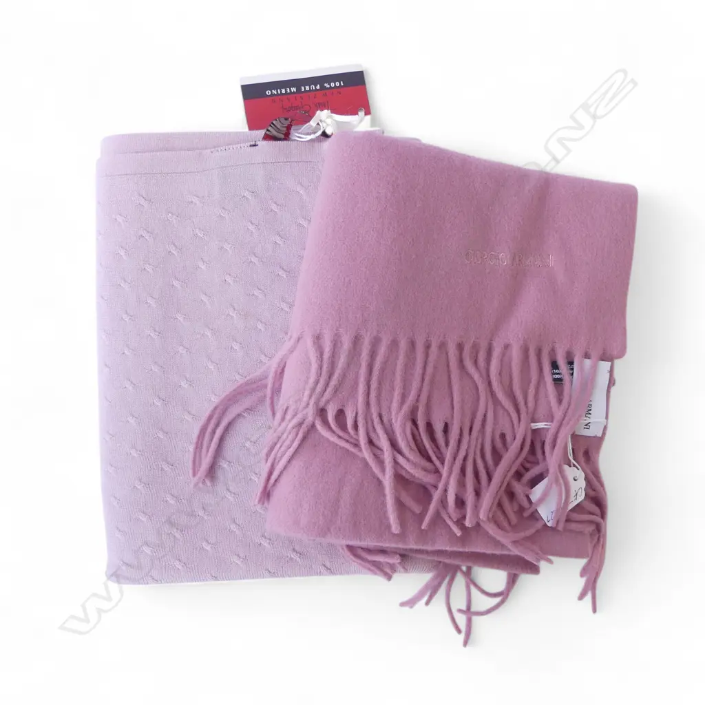 2 PINK WOOL SCARVES, GIORGIO ARMANI & TRISH GREGORY 100% MERINO Image 1++