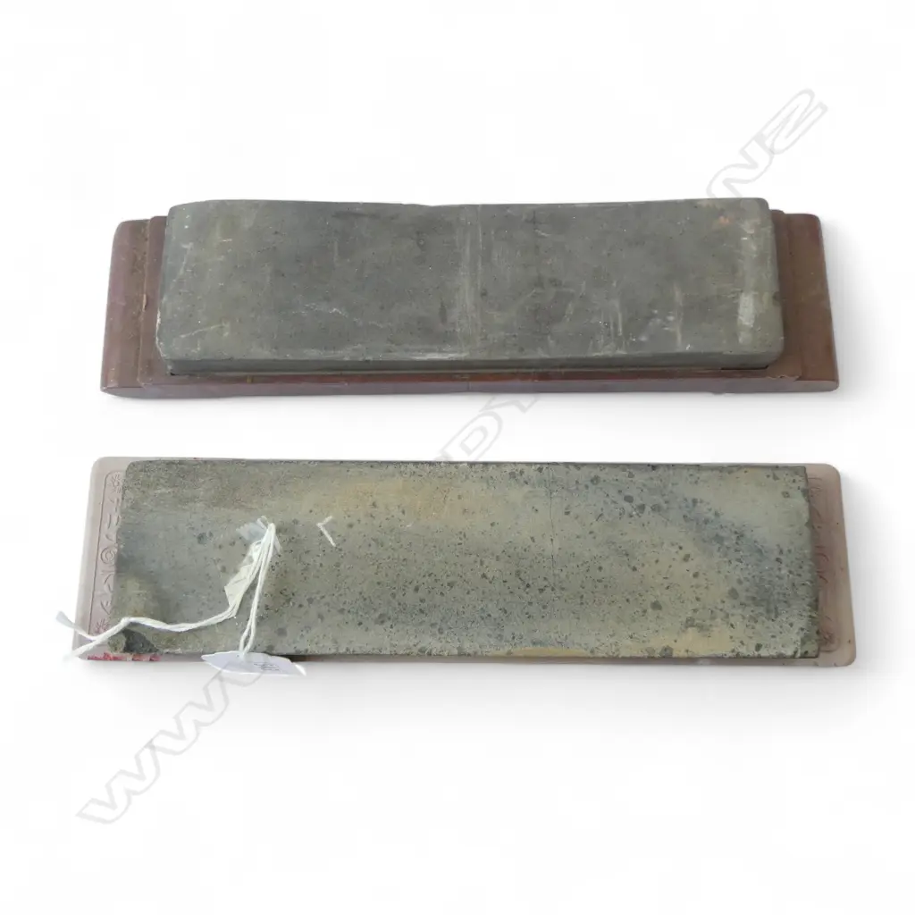 2 OLD JAPANESE SHARPENING STONES Image 1++