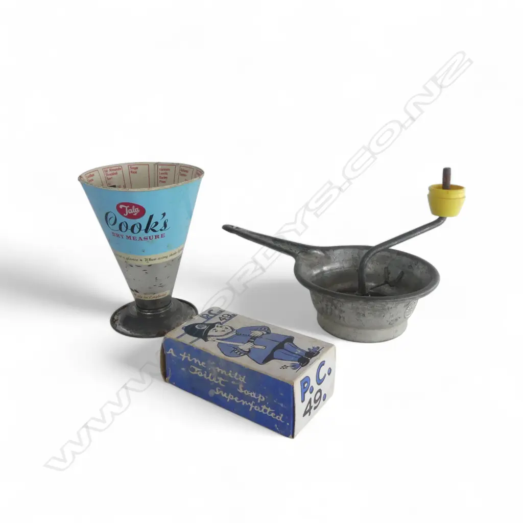 VINTAGE ENGLISH MEASURE + MOULI BABY W.260mm & PC49 SOAP Image 1++