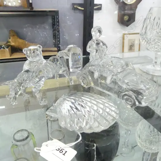 COLLECTION OF 6 GLASS NOVELTYS 3 SIGNED H90MM TALLEST