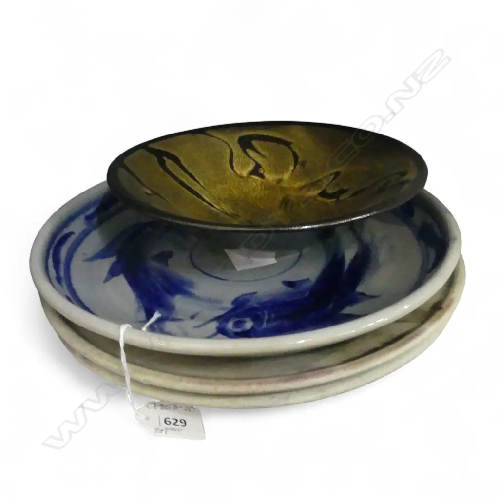 2 WISH MCNAUGHT POTTERY PLATES, IAN CRICHTON POTTERY PLATE & DANNY MOORWOOD BOWL Dia.220mm Image 1++