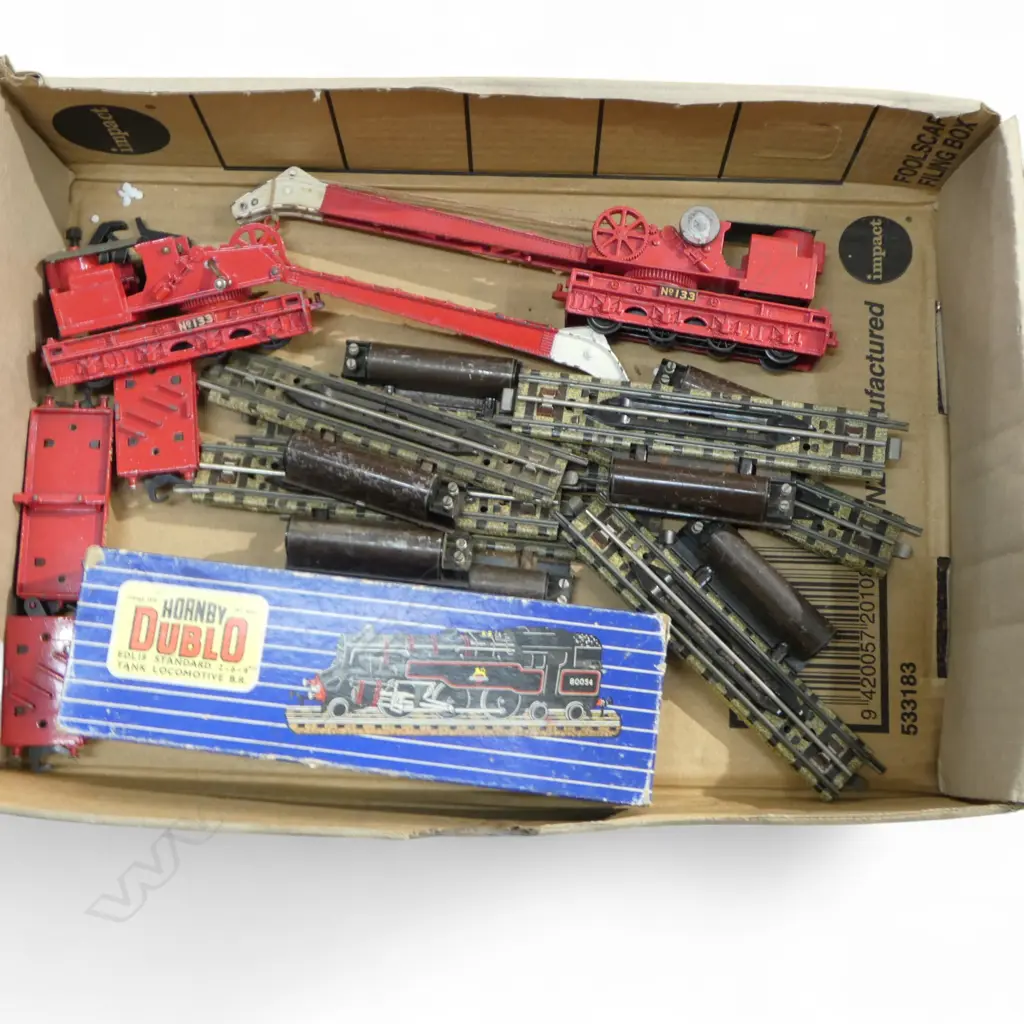 HORNBY DUBLO TANK LOCO BOXED ENGINE 2 BREAK DOWN CRANES 3 CARRAGES & TRACK Image 1++