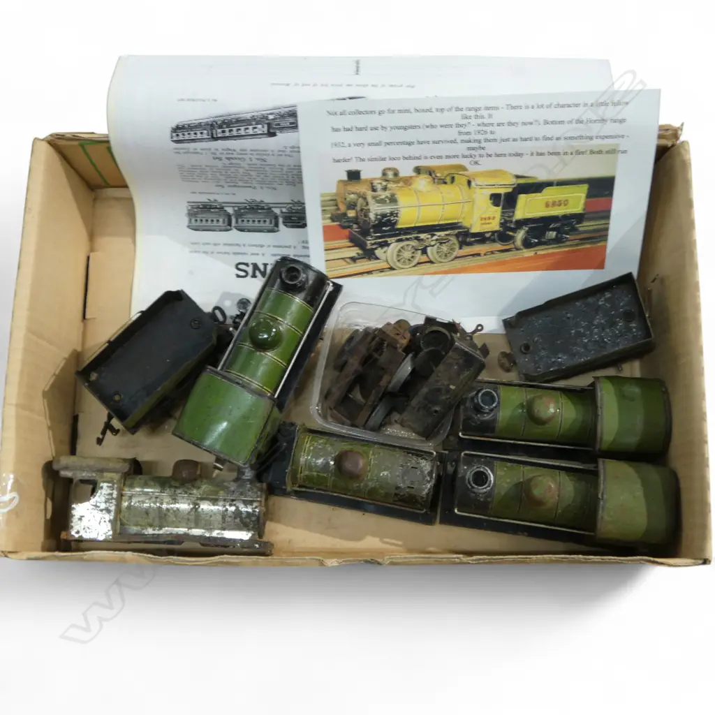 HORNBY CLOCKWORK O GAUGE ENGINE TENDER & OTHER PARTS Image 1++