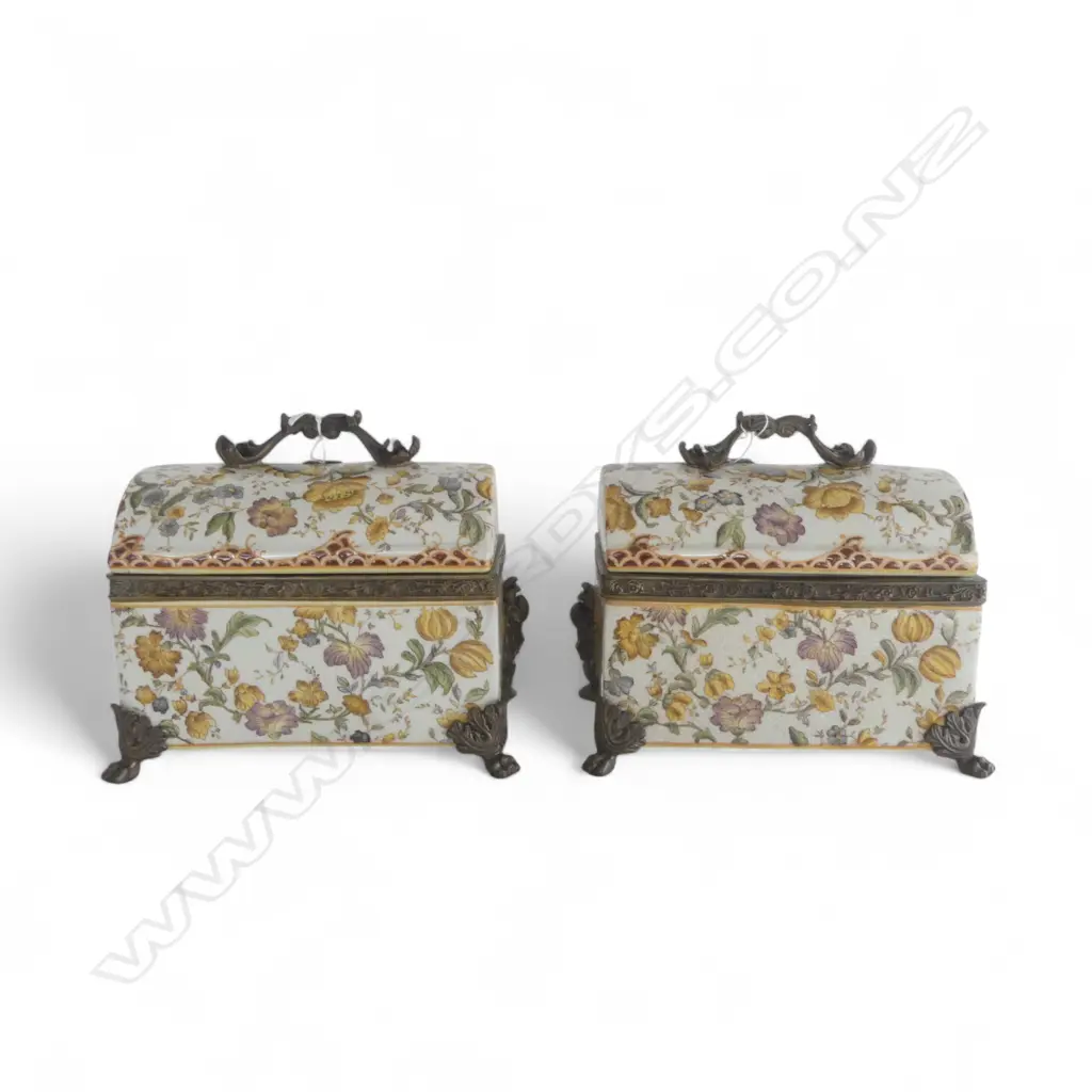 PAIR OF 20TH C PORCELAIN LIDDED BOXES WITH GILT HANDLES AND FEET 200 X 230 mm (each) Image 1++