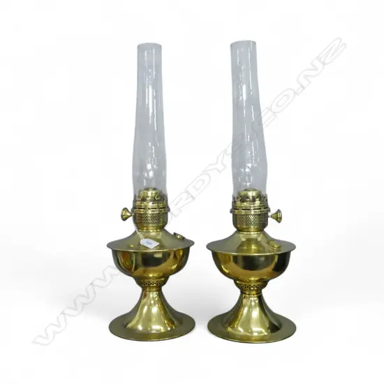 PR BRASS KEROSENE LAMPS