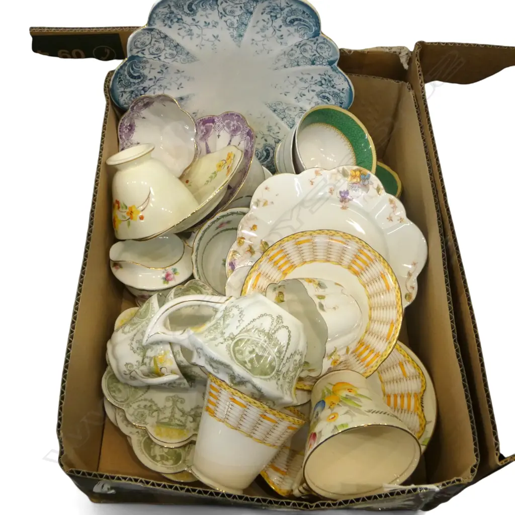 BOX LOT ASSORTED VINTAGE CHINA CSPS ETC Image 1++