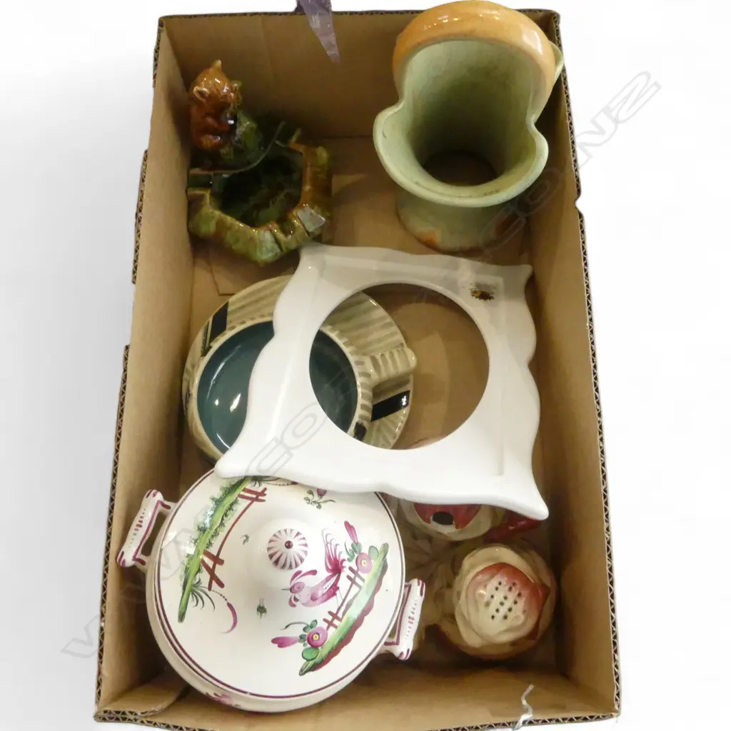 ASST. CHINA INCLUDING ROYAL ALBER 'OLD COUNTRY ROSES' PART PHOTO FRAME Image 1++
