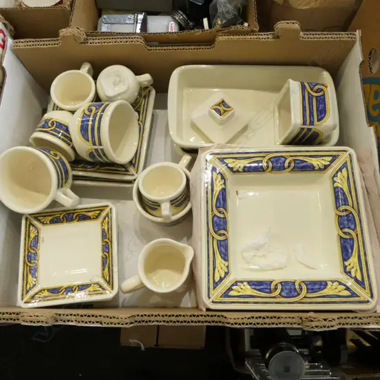 ITALIAN 'TIFFANY BOUTIQUE' PART DINNER SET