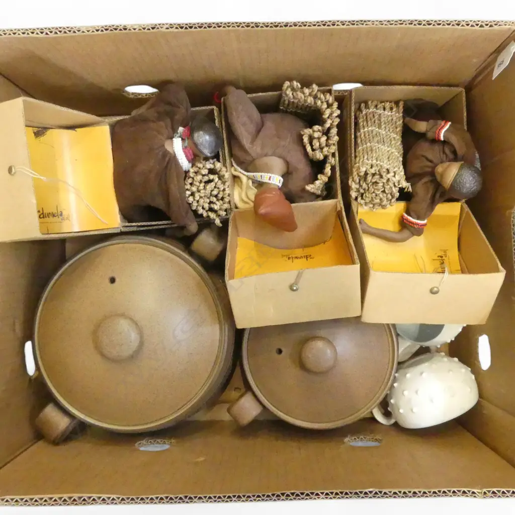 3 BOXED 'THE DUMELA DOLL' + 2 DENBY CROCKS & 2 POTTERY MUGS Image 1++