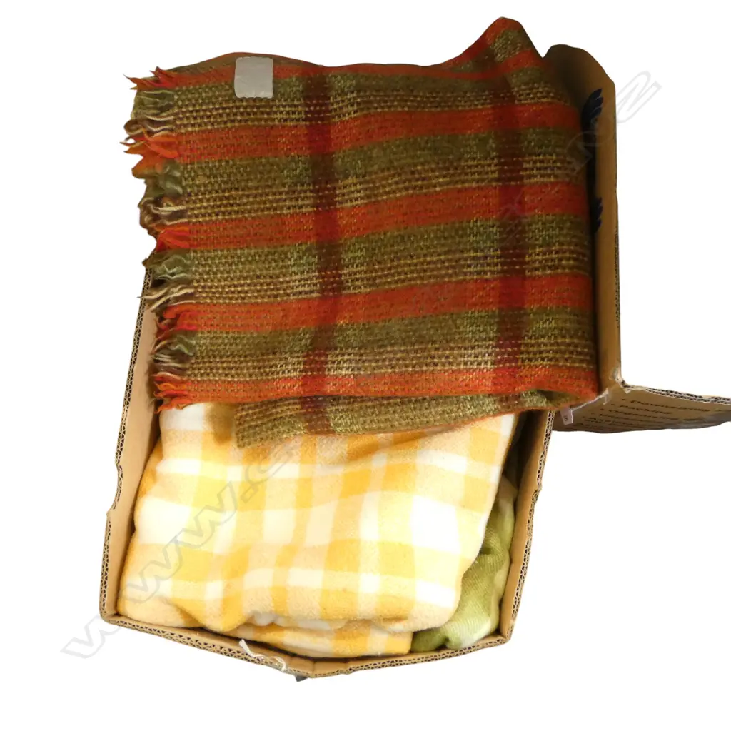 ASST. WOOLLEN BLANKETS  Image 1++