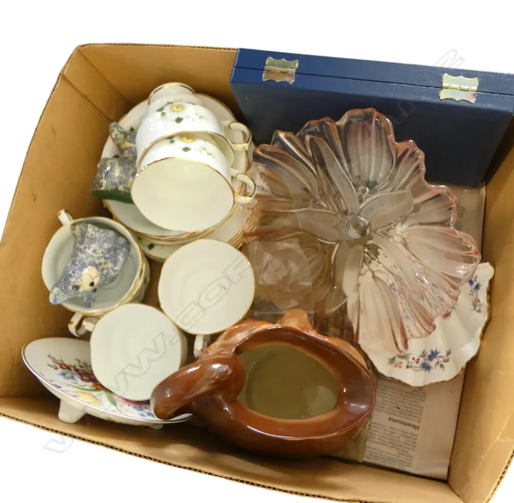 ASST CHINA Incl. N.Z. WILDFLOWER SPOON COLLECTION Image 1++