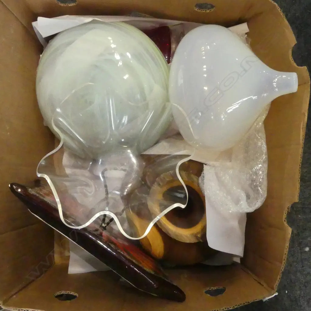 ASST. VASES ETC Image 1++