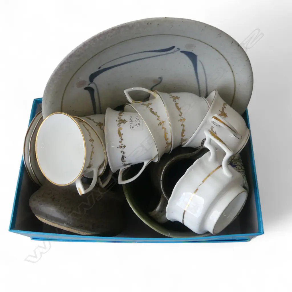 ASST. STUDIO POTTERY ETC Image 1++
