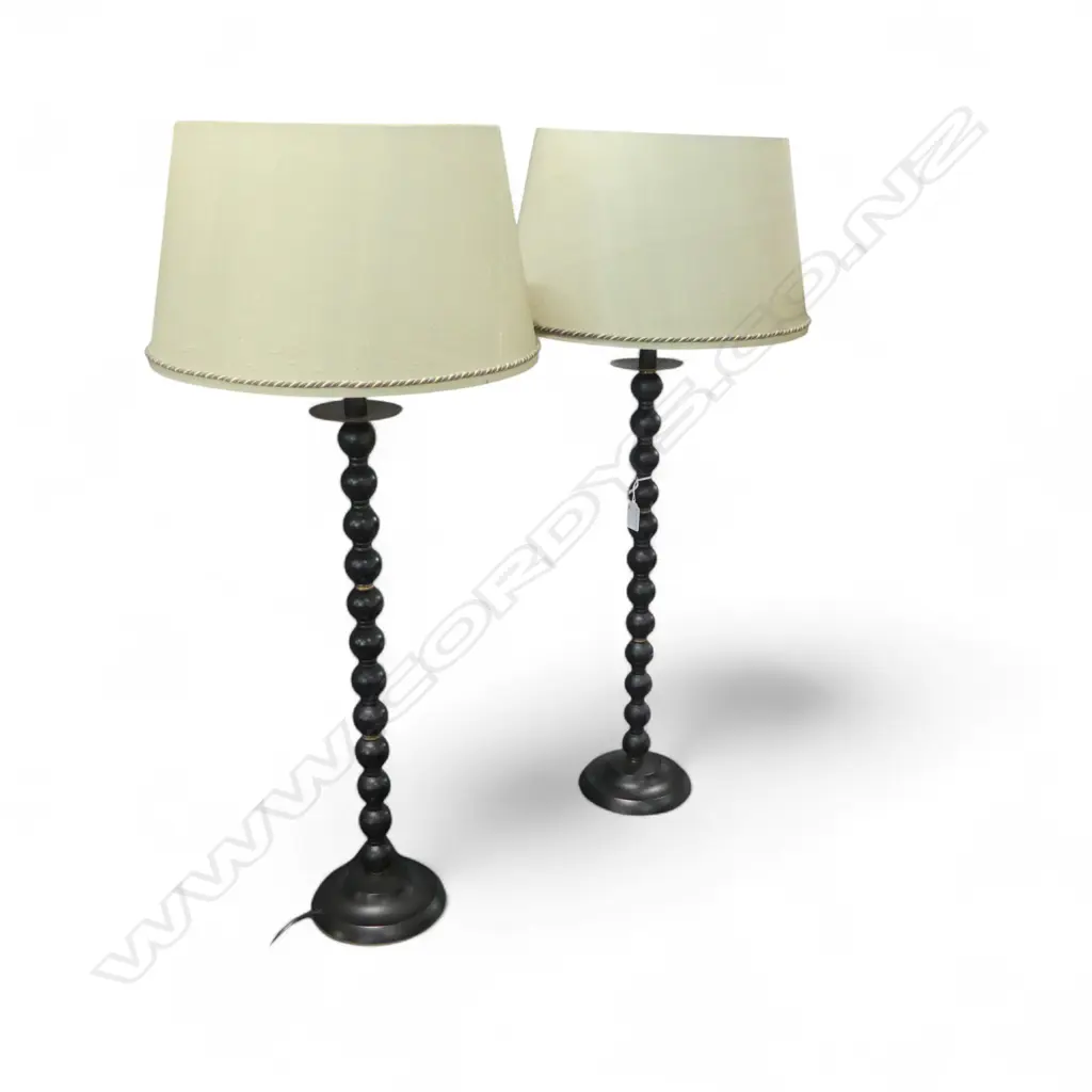 PR TABLE LAMPS, METAL BOBBIN BASES H.825mm Image 1++
