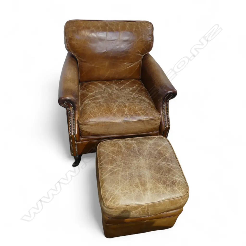 QUALITY LEATHER ARMCHAIR & OTTOMAN Image 1++