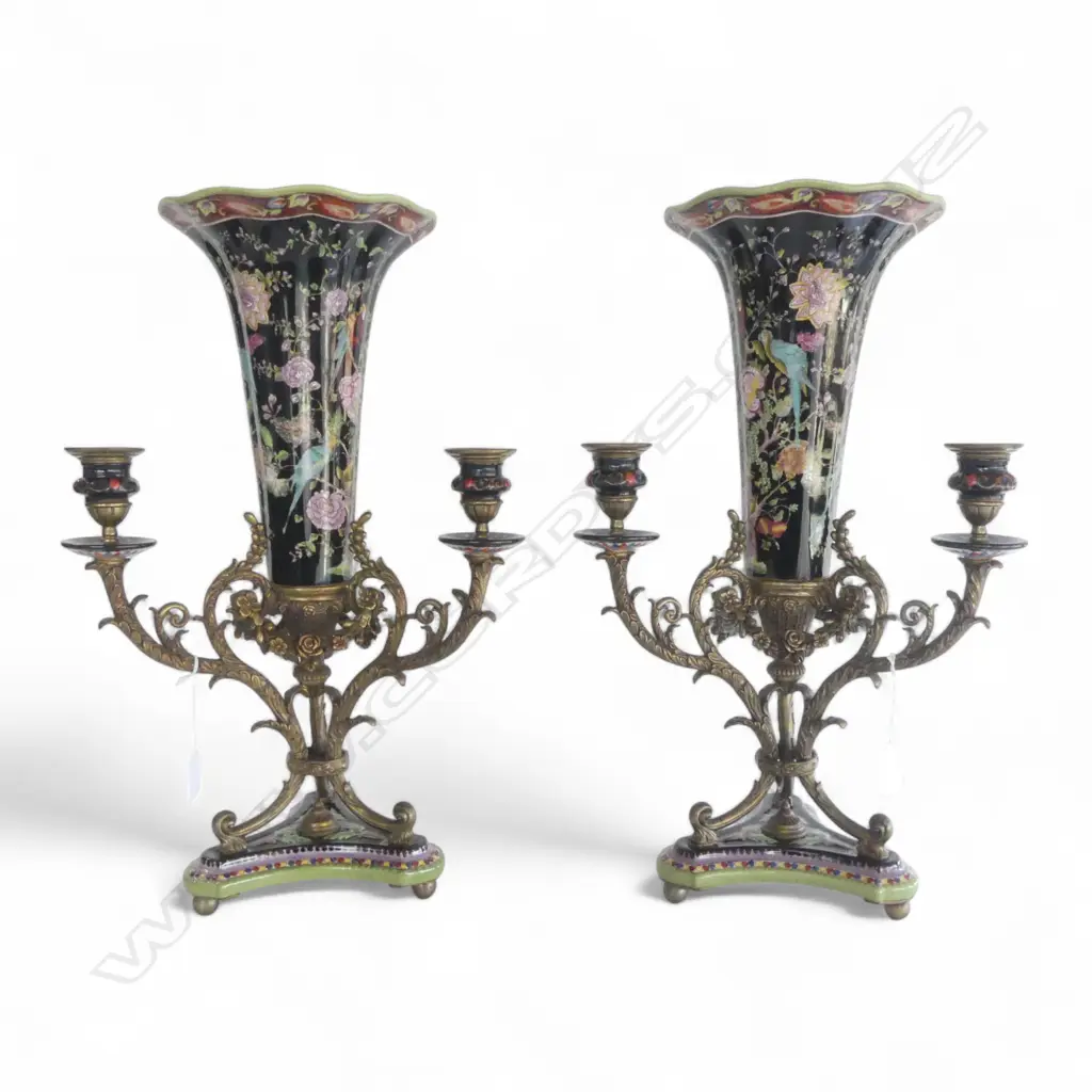 A PAIR OF FRENCH STYLE PORCELAIN AND BRASS CANDLEABRA  AND VASE DEPICTING PARROTS AND FOILAGE 490 M (H) Image 1++