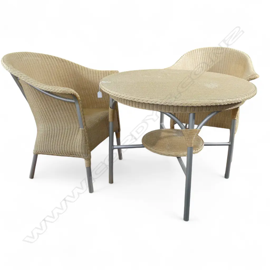 LLOYD LOOM PATIO SET; TABLE 900mm dia & PR CHAIRS Image 1++