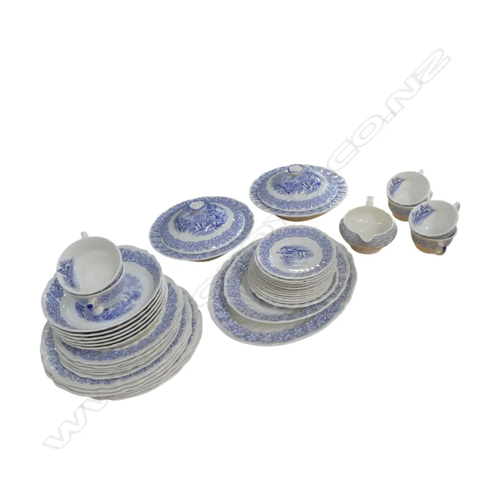 ROYAL DOULTON 'GENEVA' PART DINNER SERVICE Image 1++