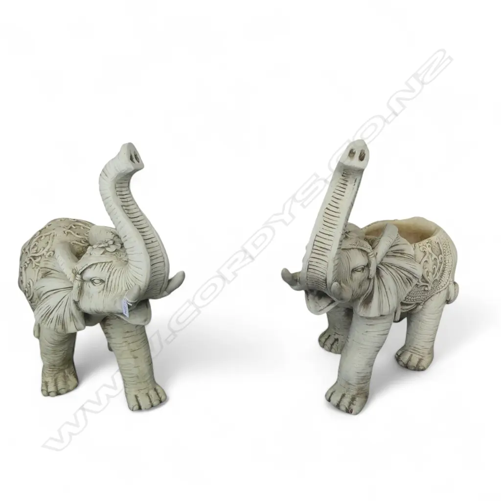 TWO CERAMIC ELEPHANTS L720 H730mm Image 1++