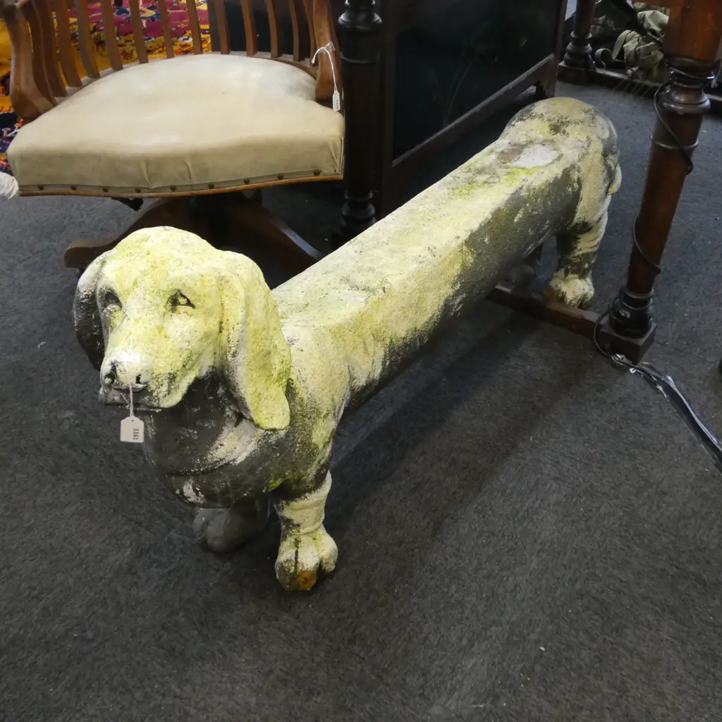 COMPOSITE SAUSAGE DOG GARDEN BENCH L.1350mm Image 1++