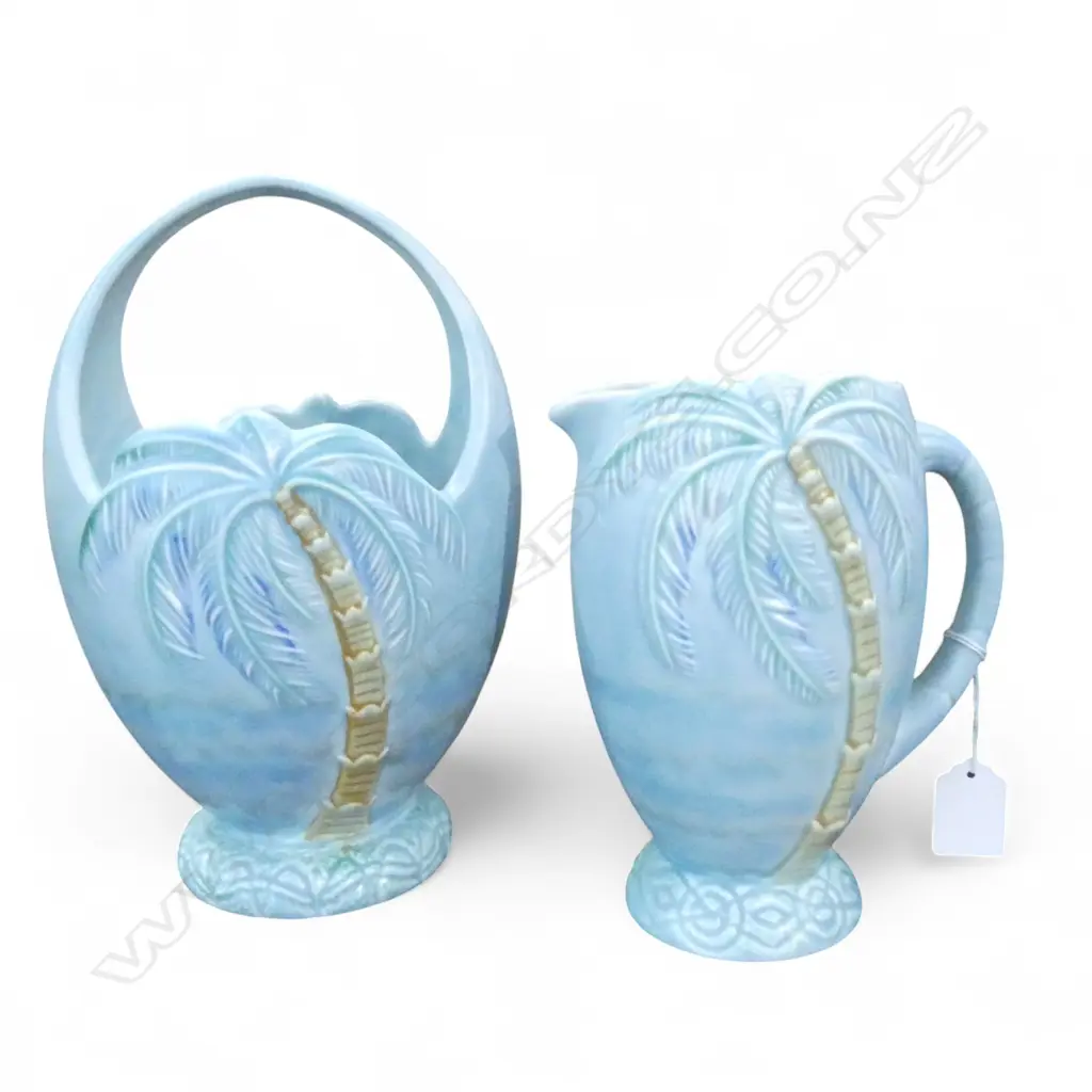 BESWICK BLUE PALM JUG & BASKET (BASKET HANDLE HAIRLINE) H.250mm Image 1++