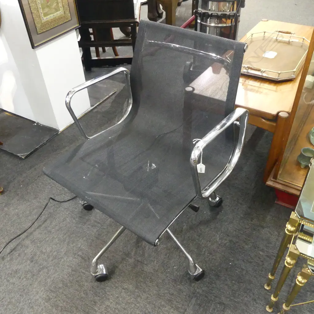 EAMES STYLE OFFICE CHAIR Image 1++