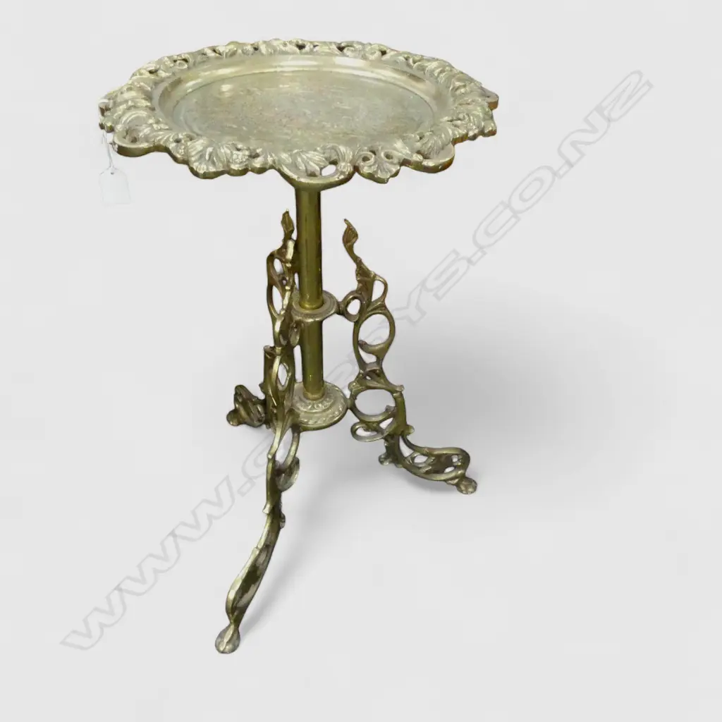 BRASS WINE TABLE H.580mm Image 1++