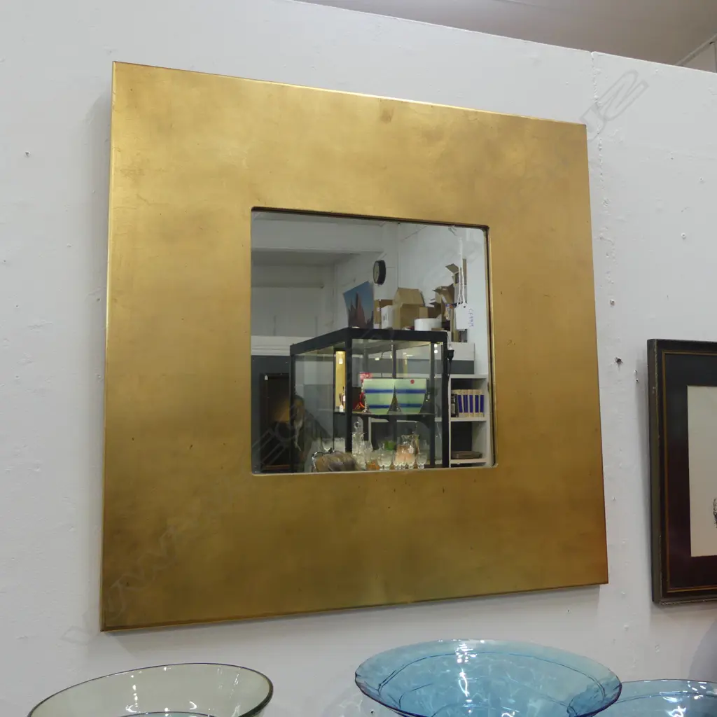 MIRROR w. GOLD FRAME 675x675mm Image 1++