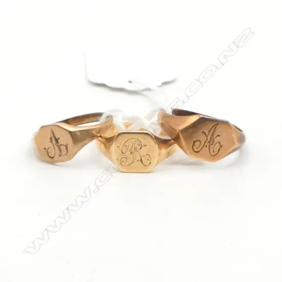 3 9CT SIGNET RINGS, 8.1gms