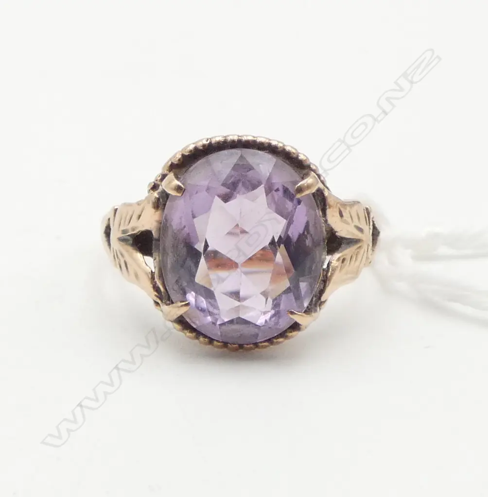 9CT VINTAGE AMETHYST RING, 3.8gms SIZE P Image 1++