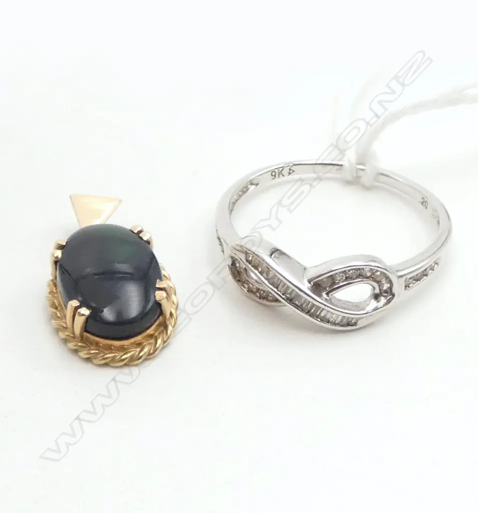 9CT WG DIAMOND RING SIZE S, 2.1gms + OPAL DOUBLET PENDANT 1.8gms Image 1++