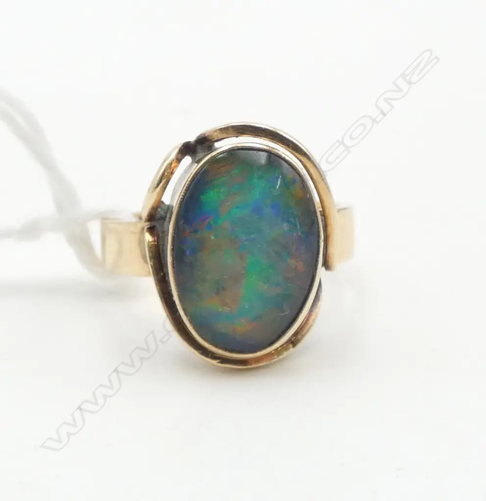 10CT OPAL DOUBLET RING, 3.8gms SIZE K1/2 Image 1++