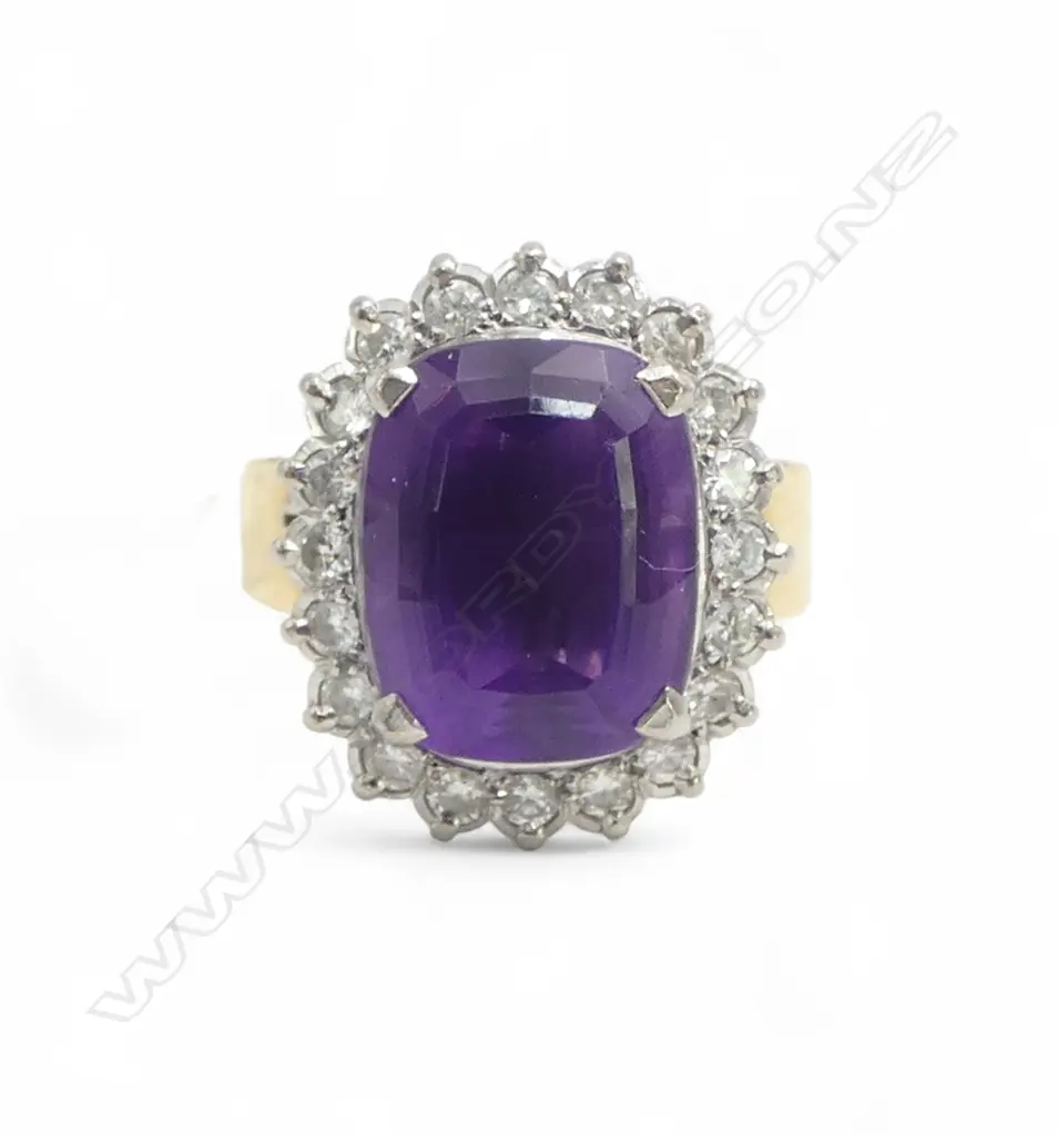 18CT GOLD DIAMOND AND AMETHYST RING 8.93gms SIZE O Image 1++