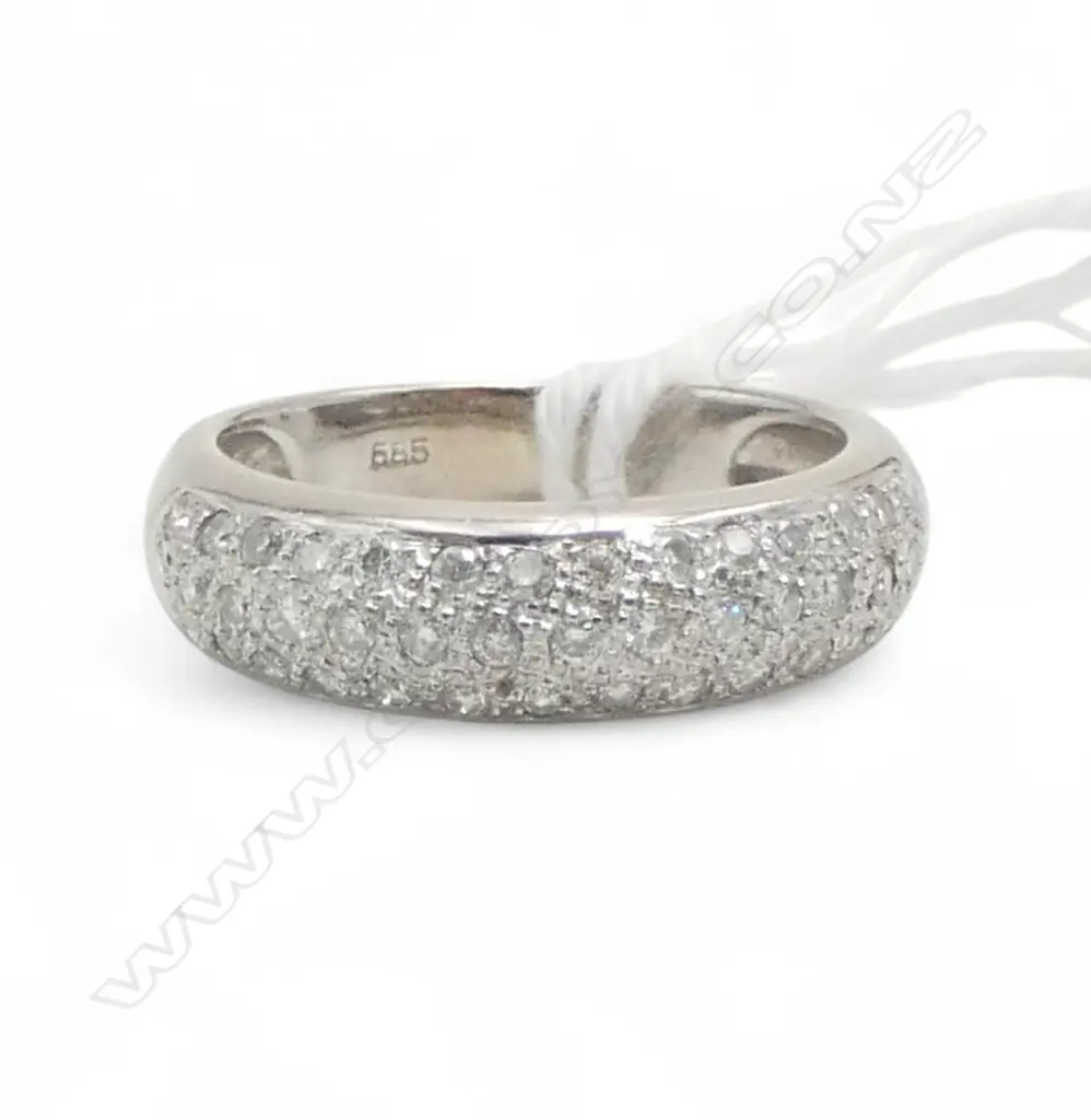14ct WHITE GOLD DIAMOND RING 4gm Image 1++
