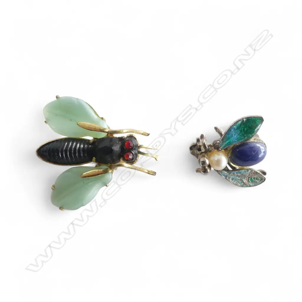 2 FLY BROOCHES; 1 800 SILVER fault to small one Image 1++