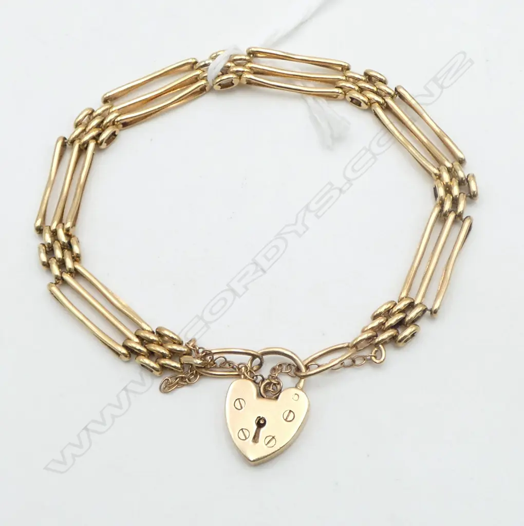 9ct VINTAGE GATE LINK BRACELET w heart padlock clasp 12.4gms Image 1++