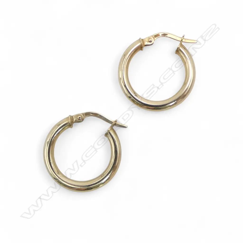 PAIR 9ct GOLD HOOP EARRINGS 1.19gm Image 1++