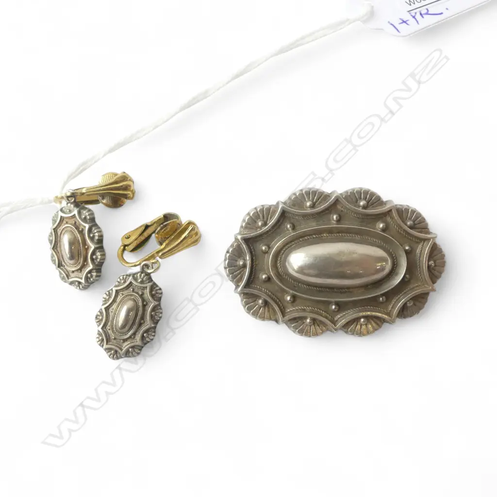 STG SILVER BROOCH & EARRINGS SET, B'HAM 1882 9.9gms Image 1++