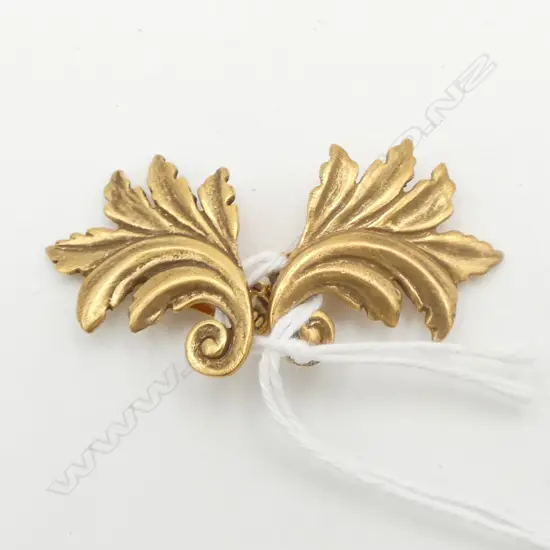 PAIR 24CT GOLD PLATED EARRINGS FROM MOMA (boxed)