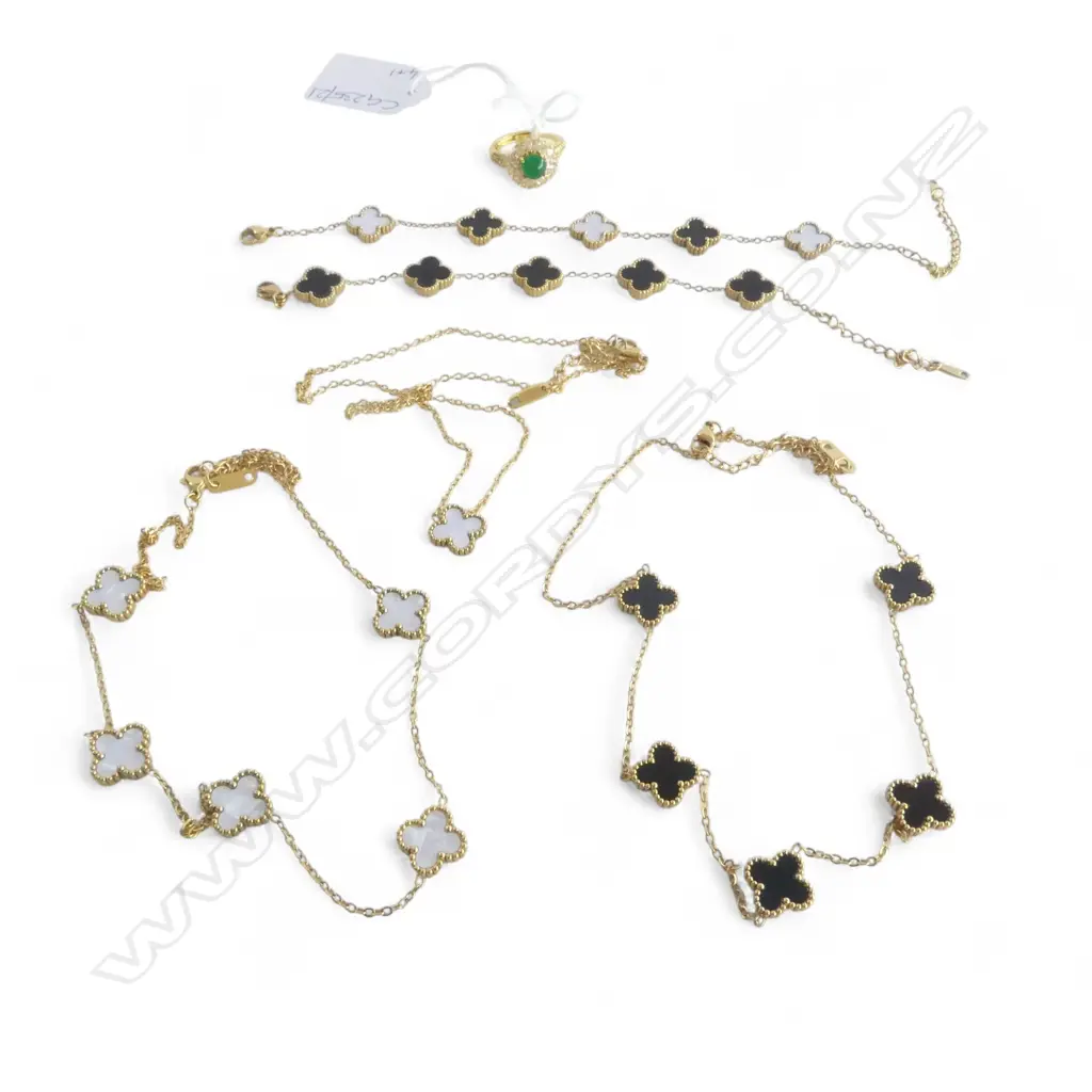 2 NECKLACES, 2 BRACELETS, RING Image 1++
