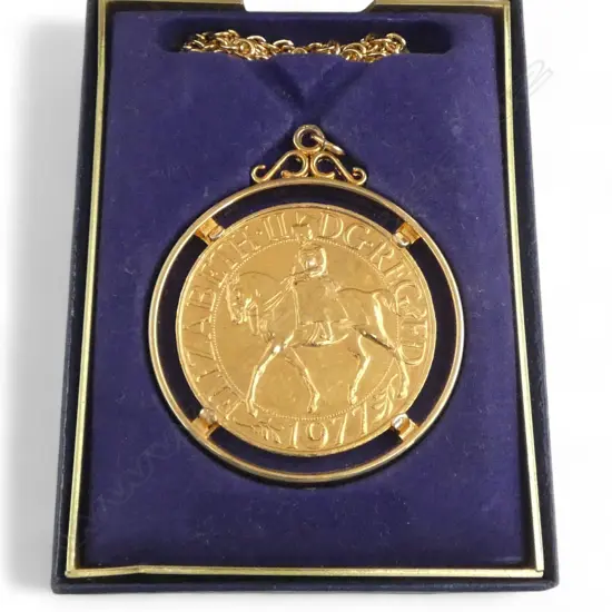 22CT GOLD PLATED ROYAL MINT JUBILEE COIN (boxed)