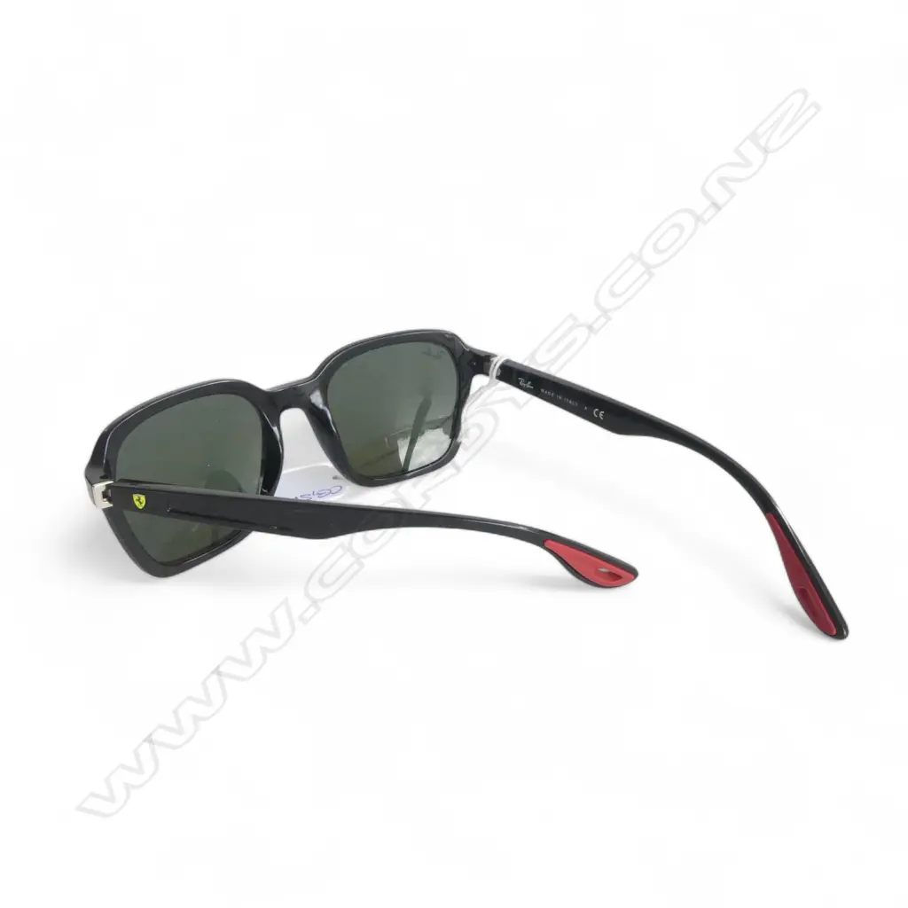 PR RAY BAN FERRARI SUNGLASSES in case Image 1++