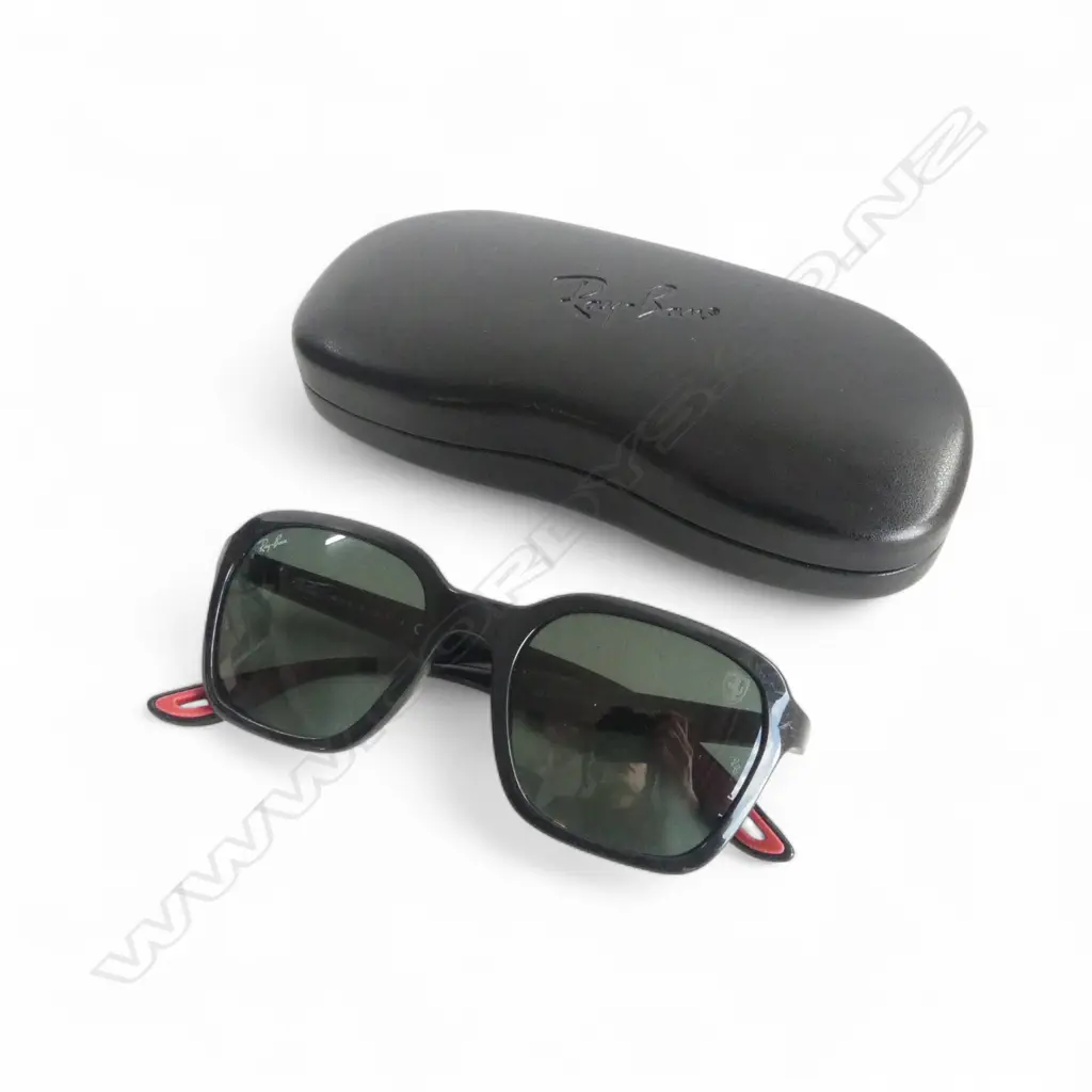 PR RAY BAN FERRARI SUNGLASSES in case Image 1++