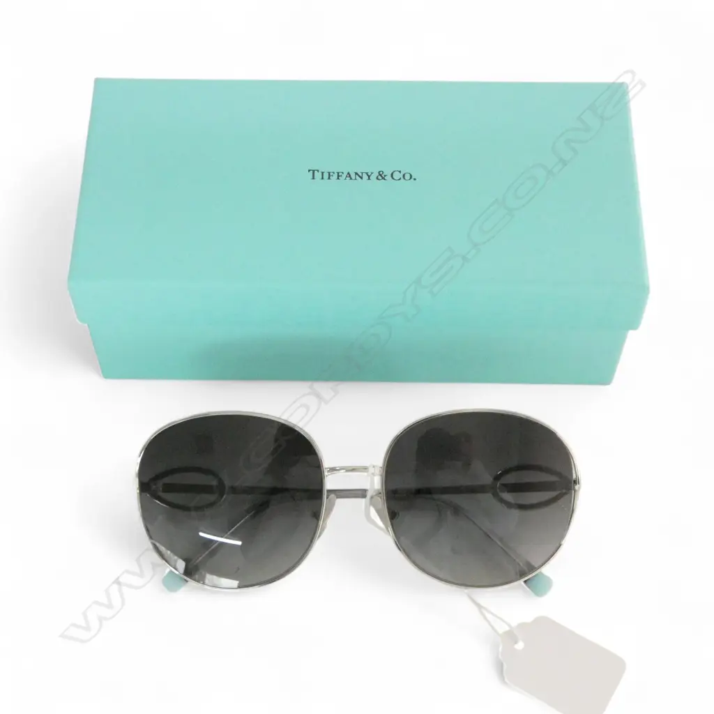 PR TIFFANY & CO SUNGLASSES, BOXED AS NEW Image 1++